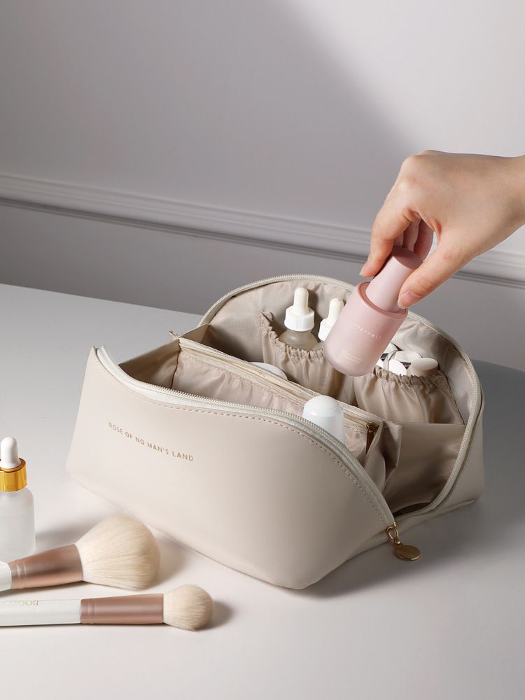 Travel Makeup Bag & Brush Organizer – Waterproof Cosmetic Pouch