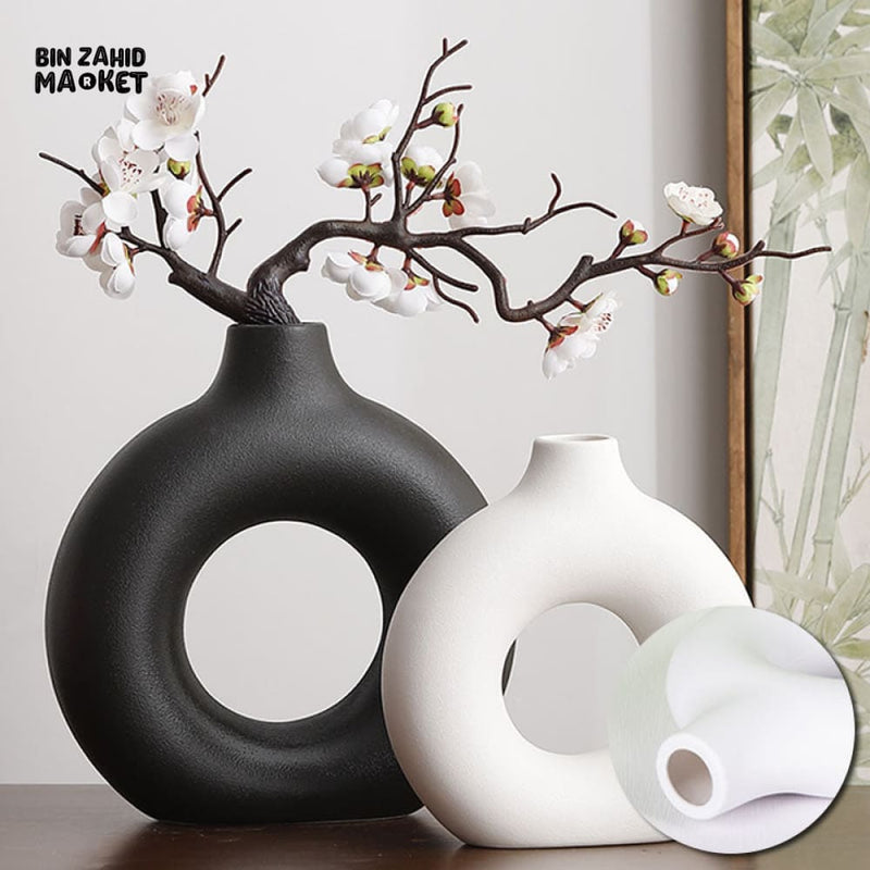 MODERN DONUT SHAPE PLASTIC DECOR VASE - WHITE